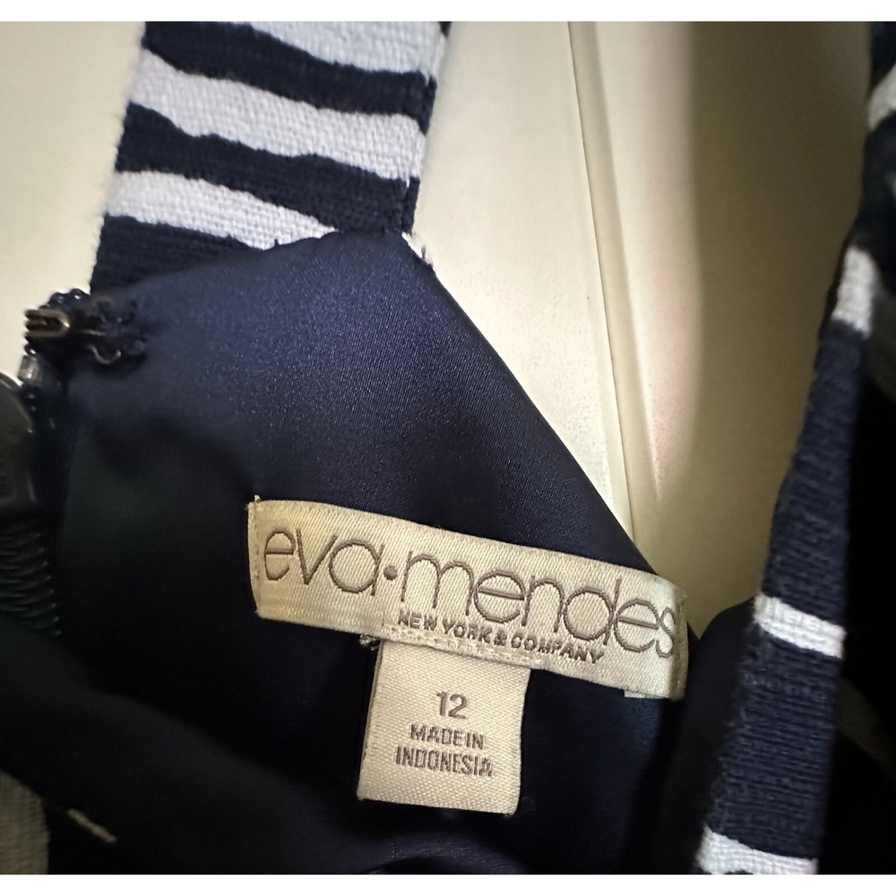 Eva Mendes Navy & White Striped A-line Dress Pockets Fit/Flair Size 12 - Picture 4 of 5